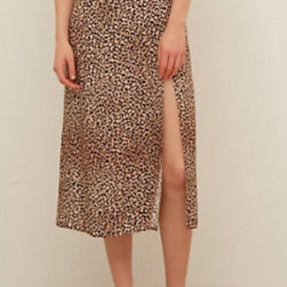 NWOT Leopard Print Midi Tea dress/ UK12/US8 - Picture 6 of 12